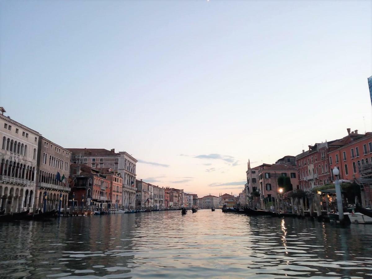 Casa Felice Apartment ฟาวาโร เวเนโต ภายนอก รูปภาพ